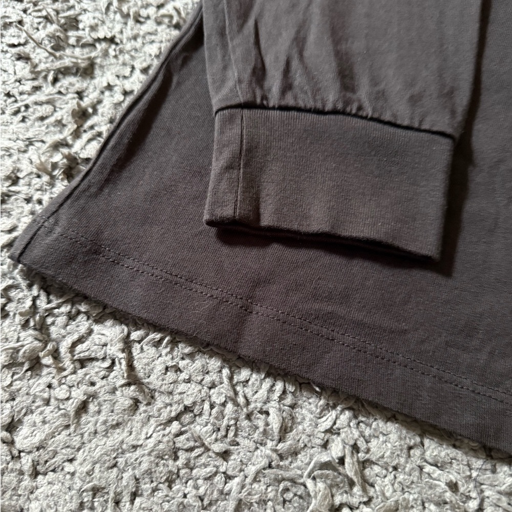 Fear of God Essentials - Mock Neck Long Sleeve 1977 ‘Iron’ - Picture 7 of 7